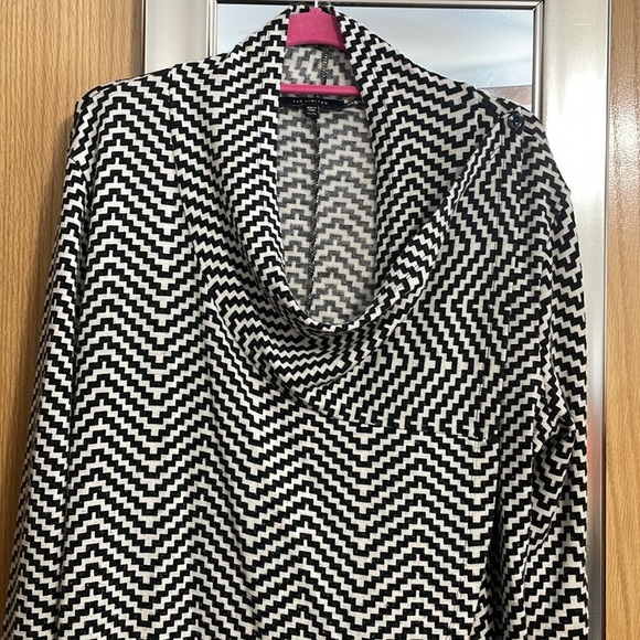 The Limited XL chevron pattern cross over cowl neck with top button or cardigan - Picture 2 of 9